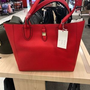 Meet your Posher, Mandy